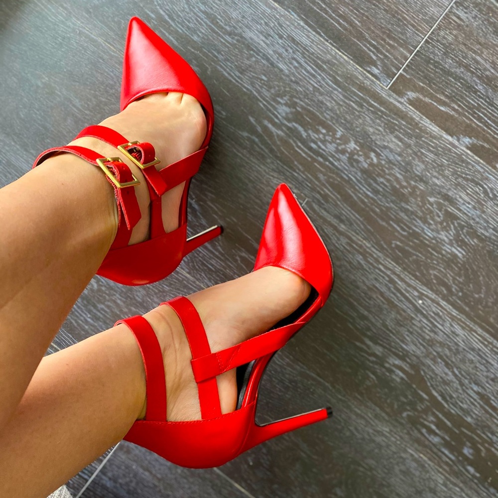 Aldo red heels 6 like new